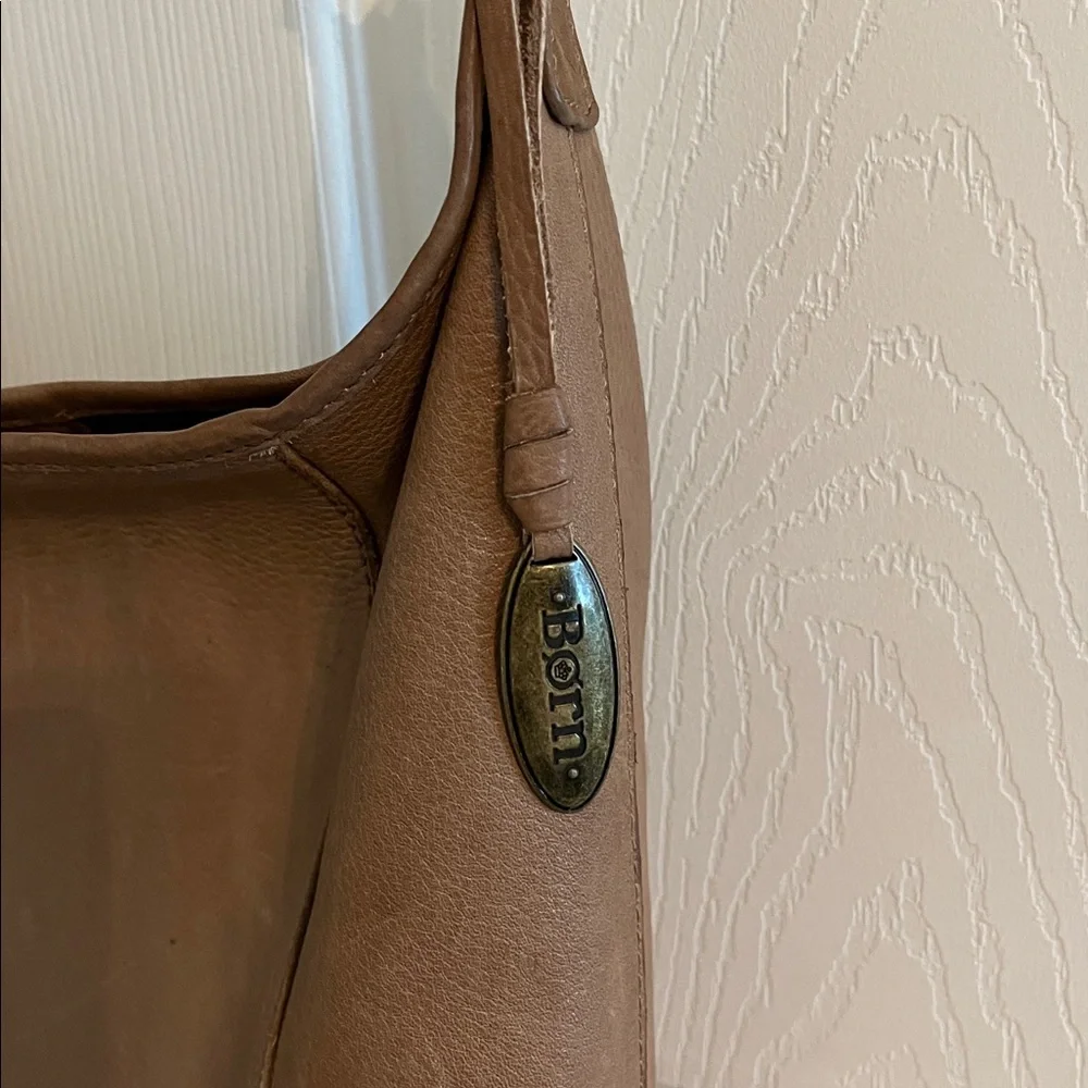 BORN Morley leather crossbody/hobo bag - Picture 3 of 16